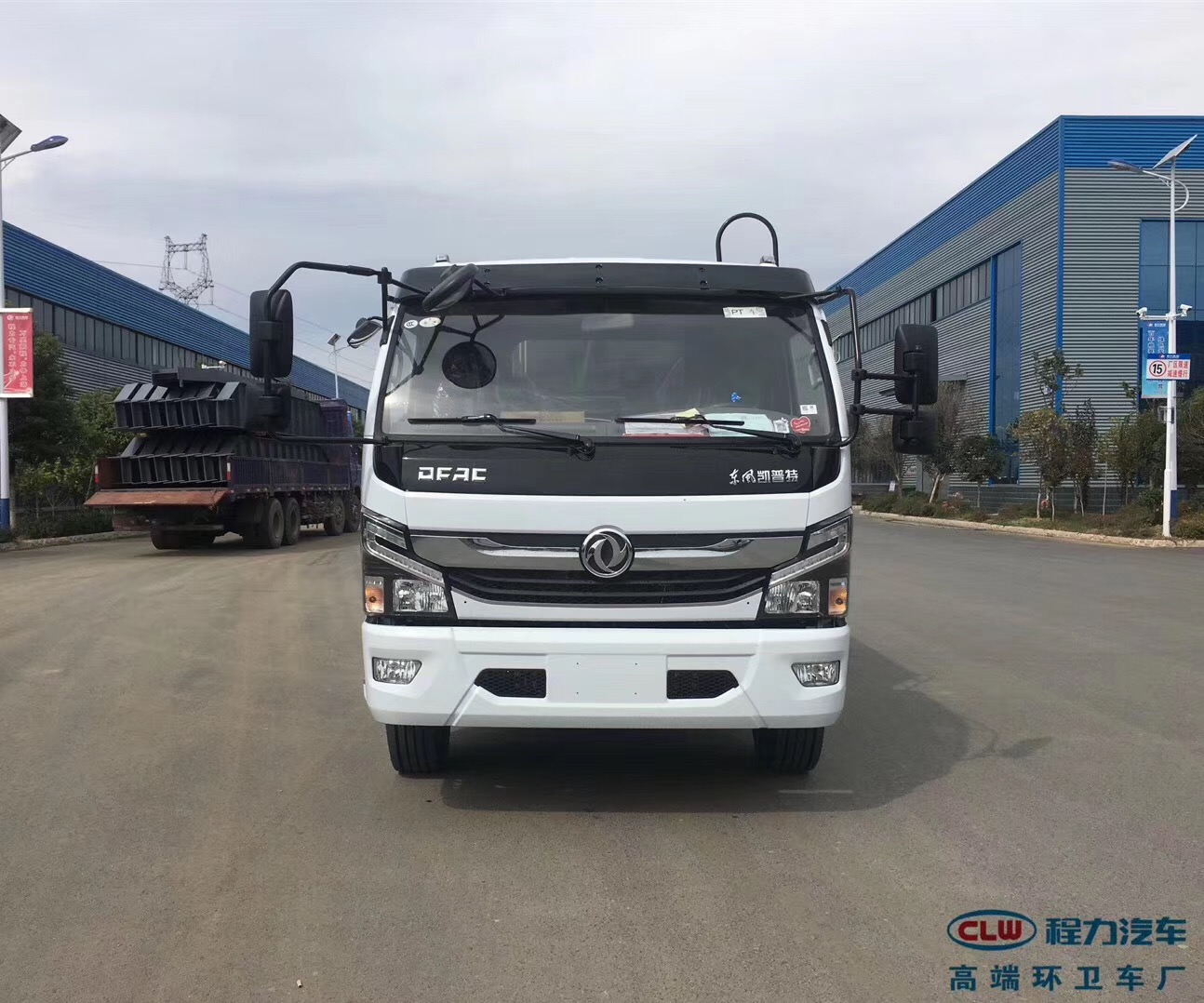 東風多利卡國六9方壓縮垃圾車