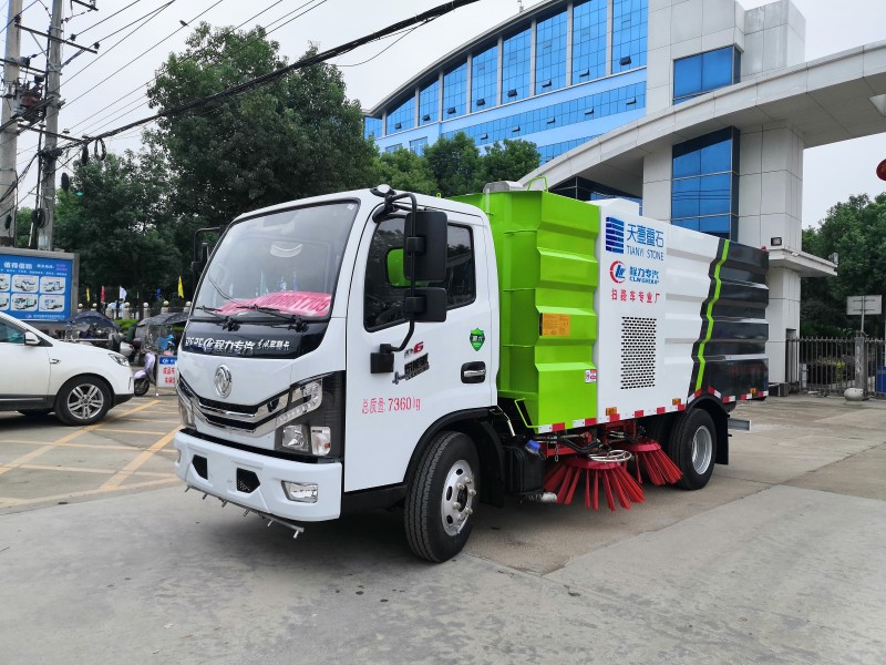 東風5方掃路車配置 國六5方掃路車價格 廠家 報價