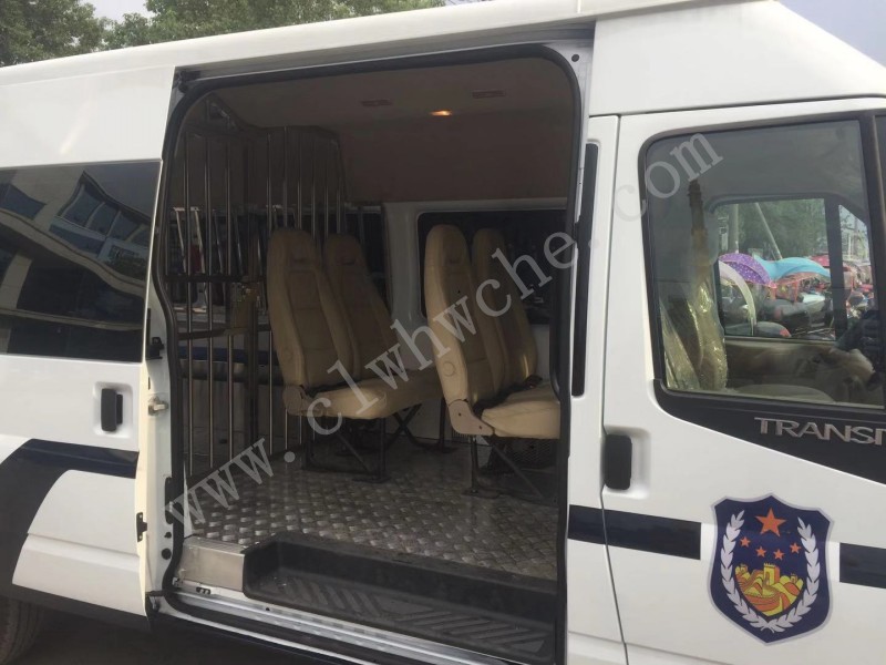 福特新世代V348長(zhǎng)軸中頂客運(yùn)版15人座囚車(chē)