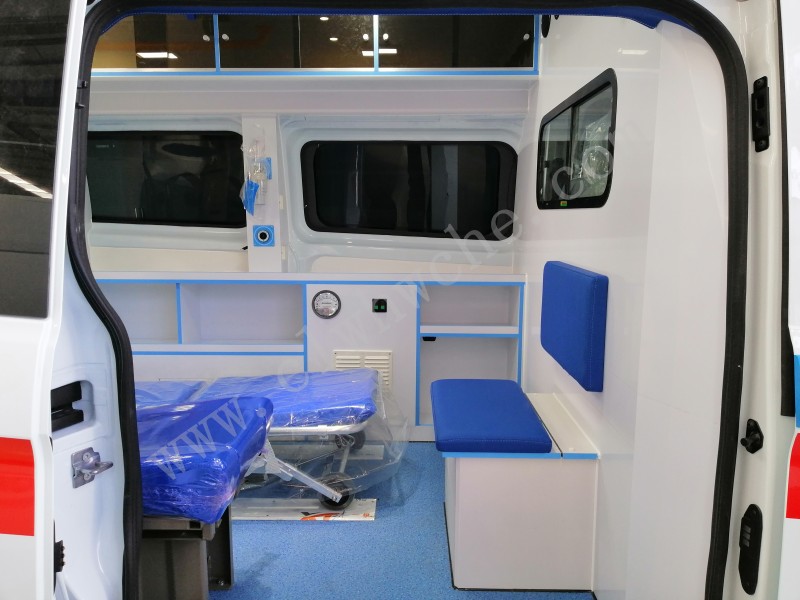 福特V362泰格頂監(jiān)護型救護車