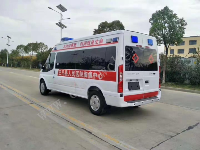 福特V348長軸中頂監(jiān)護型救護車（客運版）