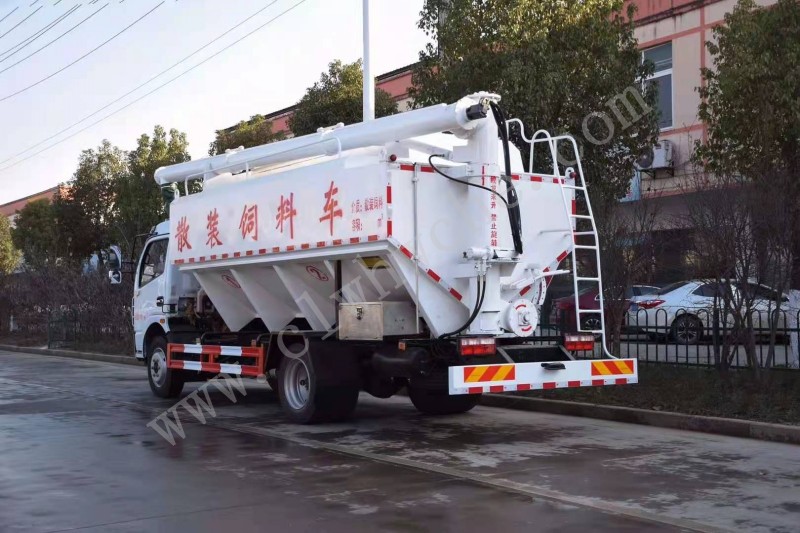 東風多利卡12方散裝飼料運輸車  