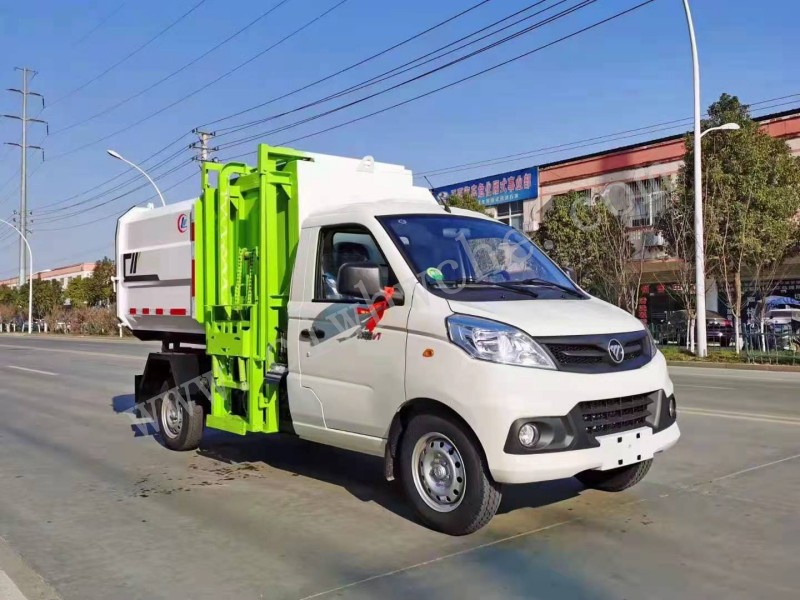 4方掛桶垃圾車(chē)價(jià)格 福田祥菱4方掛桶垃圾車(chē)廠家 福田掛桶垃圾車(chē)報(bào)價(jià)