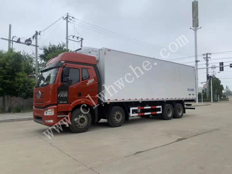 解放J6P型55方冷藏車(chē)配置 9.6米冷藏車(chē)價(jià)格 冷藏車(chē)廠(chǎng)家報(bào)價(jià)
