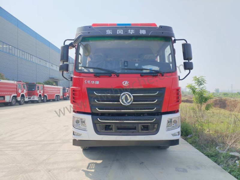 東風華神8噸水罐消防車